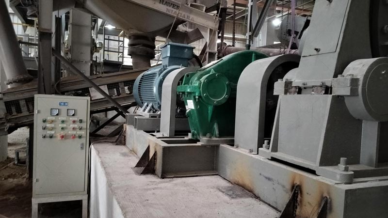 Sistema de motor y transmisión de molino de barras, accionamiento para molienda de minerales en plantas mineras